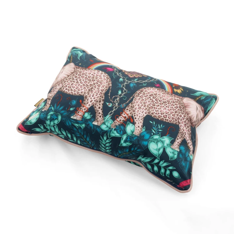 TANQU_SOFA_KRATA-20240628-1Q9A1588.jpg