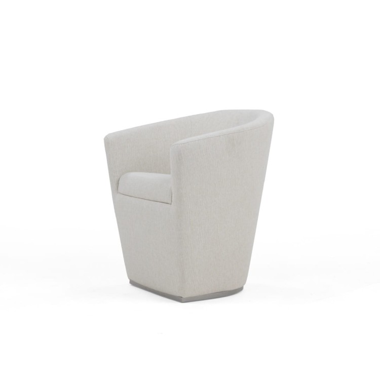 BOBY-ARMCHAIR-POSITIOMS-021Q9A2182.jpg