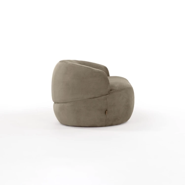 MANU SOFA-1468.jpg