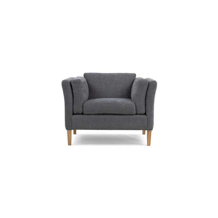 VINTAGE_ARMCHAIR_GREY_20260506-1Q9A4109.jpg